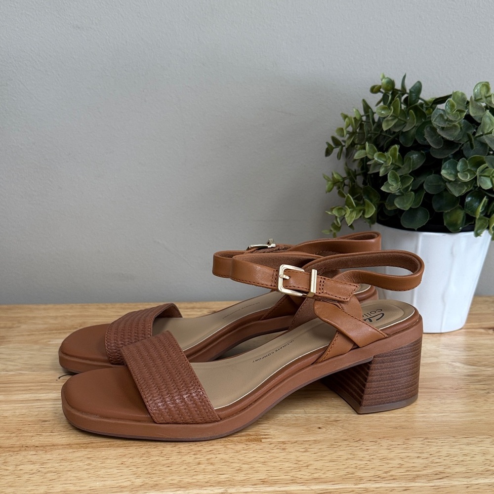 Clarks Women's Jaylan Ray Sandal, Tan Interest, 9